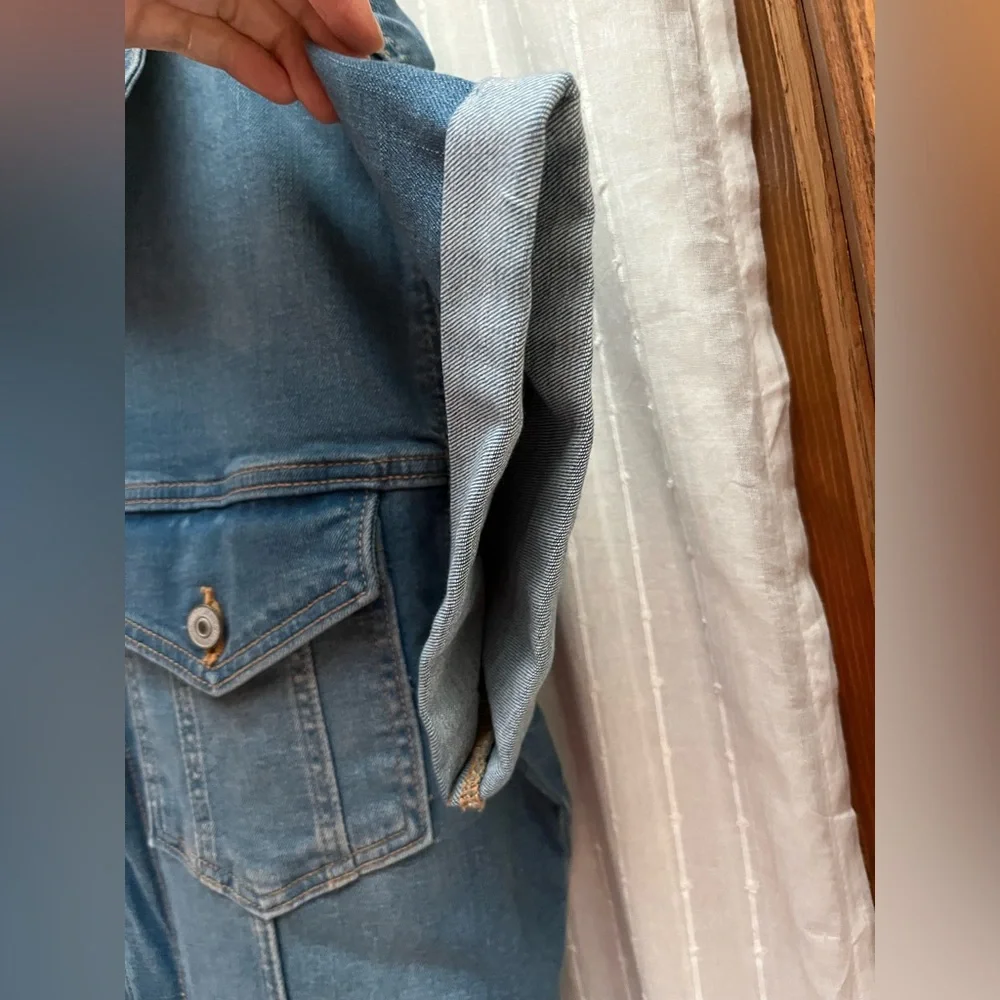 NWOT ABERCROMBIE & Fitch women's 90s
Relaxed Denim Jumpsuit size L - Picture 9 of 11